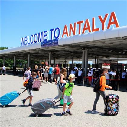 Antalya Havalimanı AYT